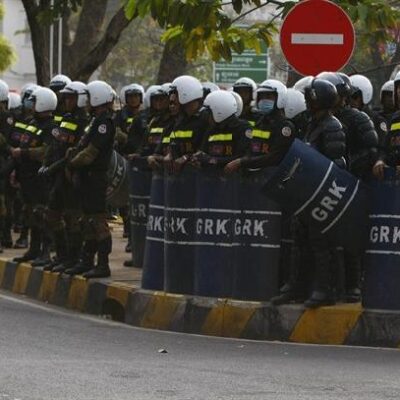 Cordon policier à Phnom Penh