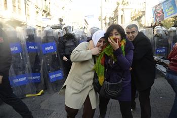 Répression d'une manifestation à Istanbul