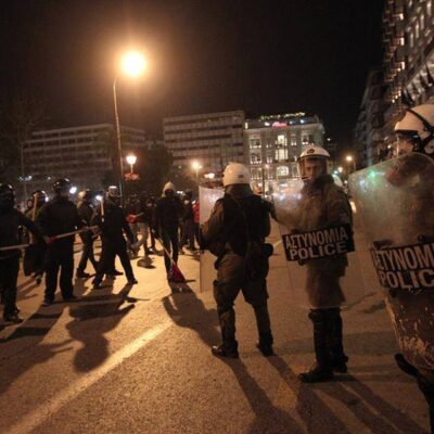 Policiers anti-émeute à Athènes