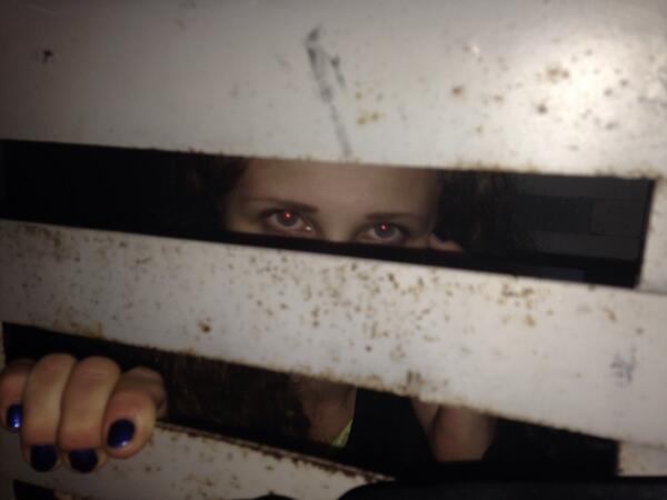 Maria Alekhina dans un combi