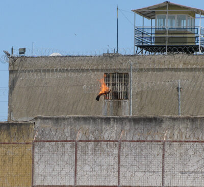 A la prison de Patras