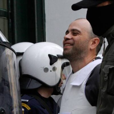 Nikos lors d'un transfert