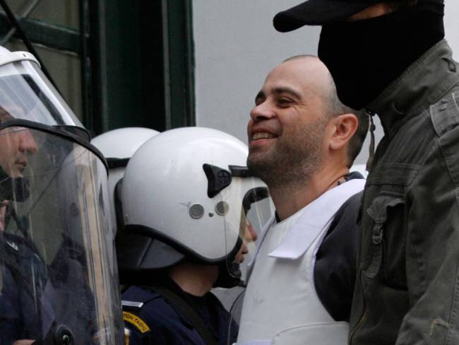 Nikos lors d'un transfert