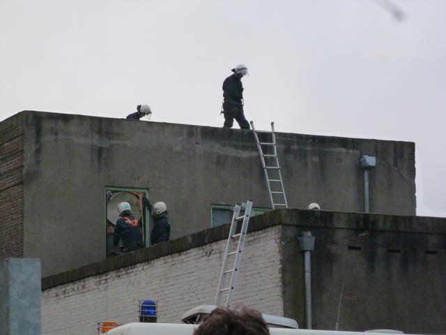 La police expulse le squat OVB.