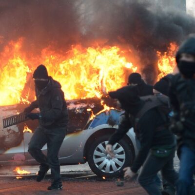 Affrontements à Francfort au Blockupy.