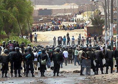 Un manifestant tué au Pérou.