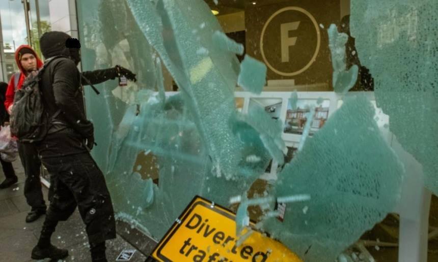 Manifestation contre la gentrification à Brixton.