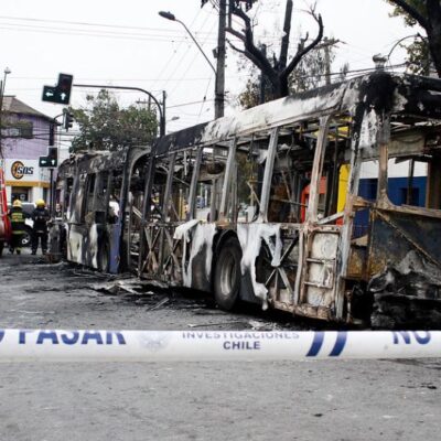 Le bus Transantiago.