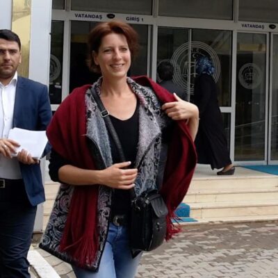 Fréderike Geerdink à la sortie du palais de justice