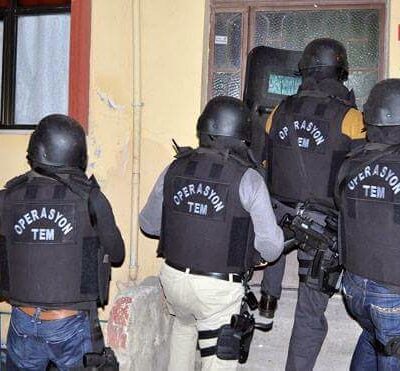 Perquisitions contre le DHF.