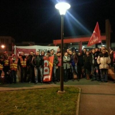 Rassemblement solidaire devant Ingrédia Saint-Pol