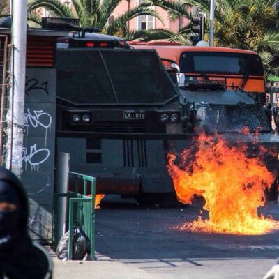 Affrontements à Valparaiso.