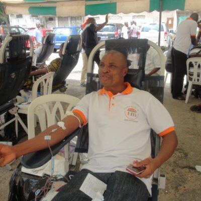 Les grévistes avaient fait une opération de don du sang