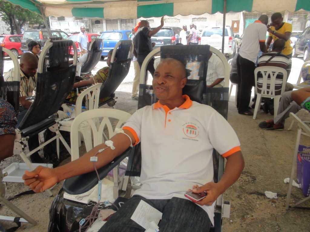 Les grévistes avaient fait une opération de don du sang