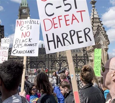Manifestation contre la loi C-51
