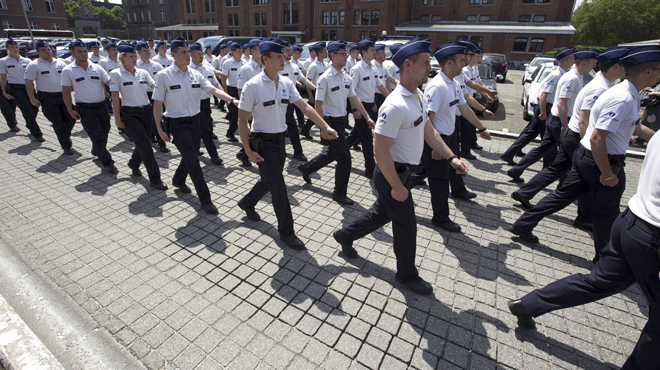 Le défilé habituel de la police