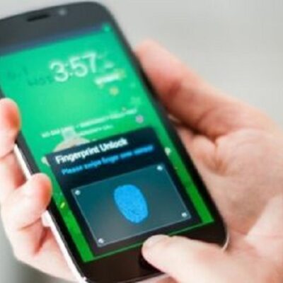 Le dispositif de Sonavation (ici sur un smartphone)