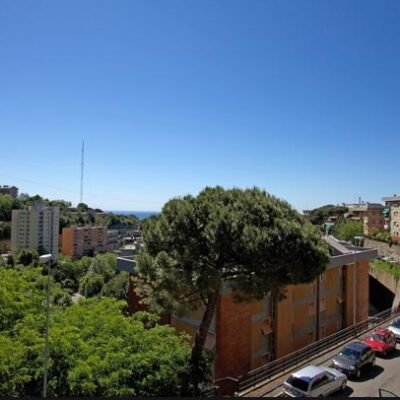 Le relais surplombant Veduta di Granarolo