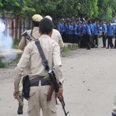 Répression des manifestations étudiantes à Manipur