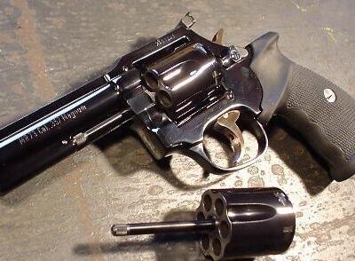 Le Manurhin MR73 (de calibre 357 magnum)