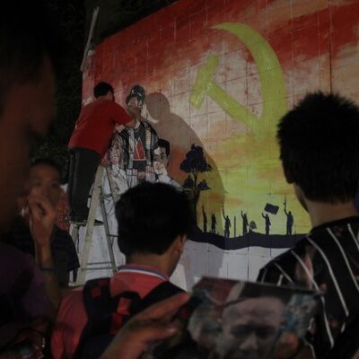 Une fresque a été réalisée hier à Davao City en hommage au commandant de la NPA Leoncio Pitao, alias