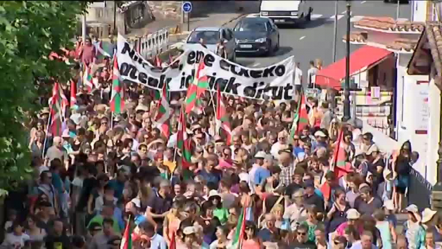 La manifestation  à Saint-Jean-Pied-de-Port