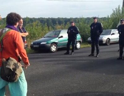 CRS et zadistes à la Ferme des Bouillons