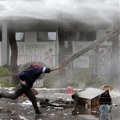 Affrontements à Santiago