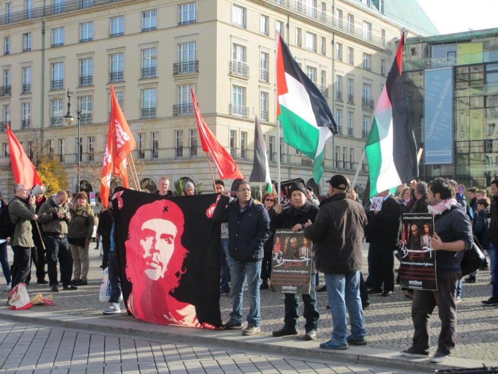 Au rassemblement de Berlin Au rassemblement de Berlin