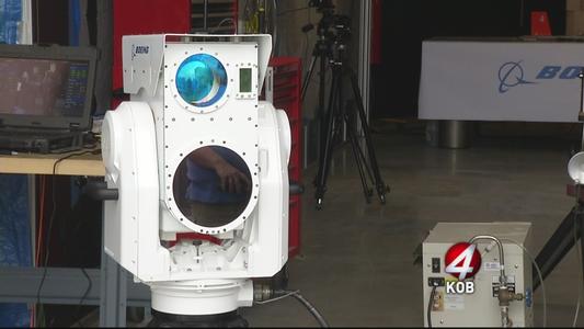 'Compact Laser Weapons System' de Boeing.