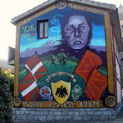 Une fresque en l'honneur de Luzia Urigoitia Ajuria