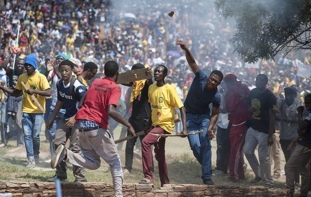 Manifestants étudiants du TUT de Johannesburg