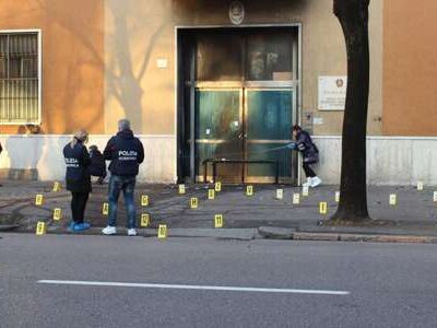 Bombe à l’école de police de Brescia