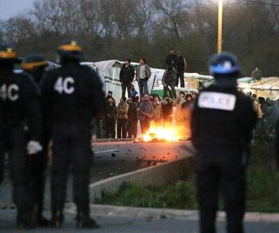Incidents à Calais (images des incidents de la semaine passée)