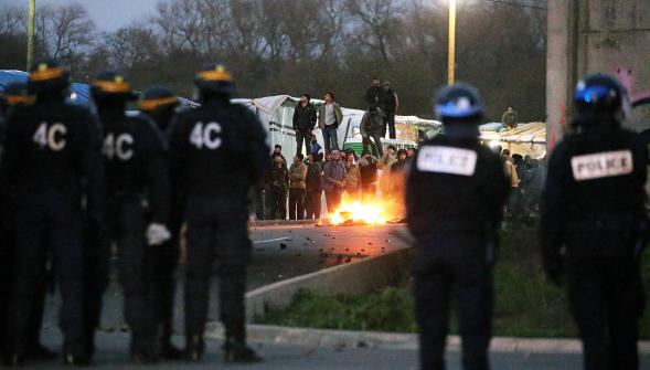 Incidents à Calais (images des incidents de la semaine passée)