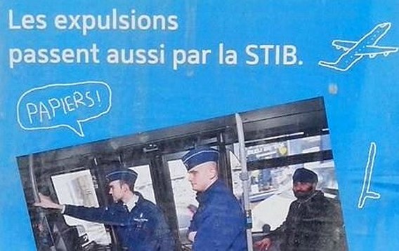 Affiche contre la STIB à Bruxelles.