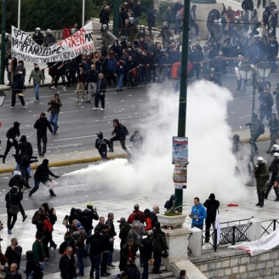 Affrontements à Athènes