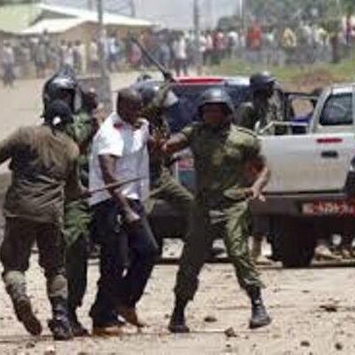 Interpellation pendant la grève à Conakry