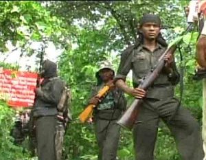 Combattants maoïstes en Inde
