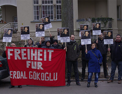 Manifestation pour Erdal Gökoglu devant l'ambassade de Belgique à Berlin