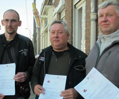 Les trois ouvriers menacés de licenciement