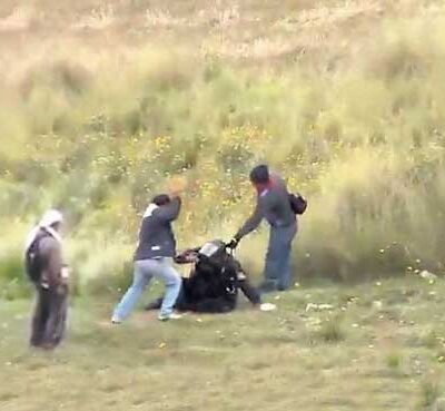 Policier lapidé par les habitants de Tayacaja