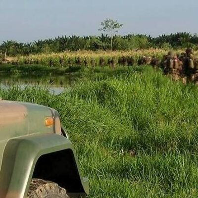 Patrouille anti-guérilla de l'armée philippine