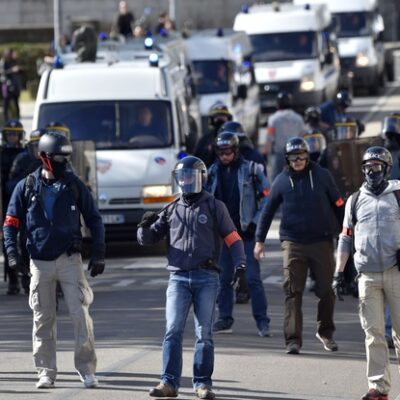 Policiers de la BAC à Nantes
