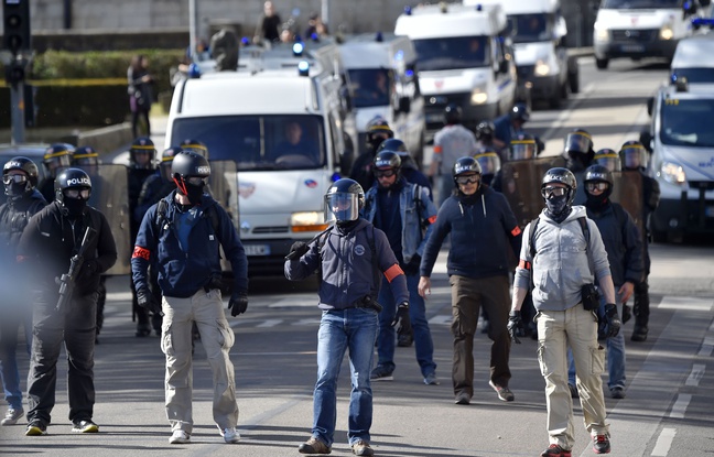 Policiers de la BAC à Nantes Policiers de la BAC à Nantes