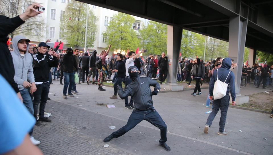 Jet de pierre à Berlin