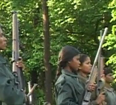 Guérilleras maoïstes en Inde