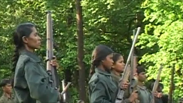 Guérilleras maoïstes en Inde