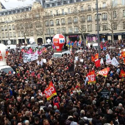 Manfiestants contre la loi Travail à Paris