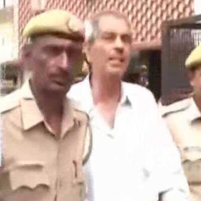 Kobad Ghandy à son procès